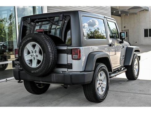 Used 2016 Jeep Wrangler Sport w/ Quick Order Package 24S AWD/4WD image 8