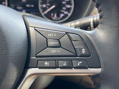 Used 2022 Nissan Sentra SR w/ Electronics Package image 7