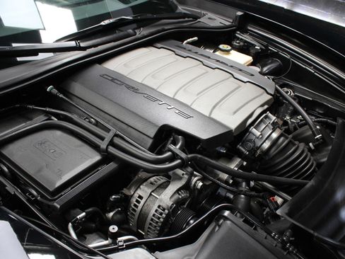 Used 2016 Chevrolet Corvette Stingray Coupe w/ 2LT Preferred Equipment Group image 25