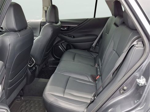 Used 2024 Subaru Outback Touring XT AWD/4WD image 8