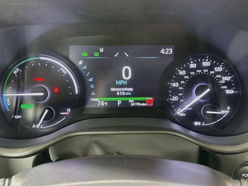 Certified 2025 Toyota Sienna XLE FWD image 21