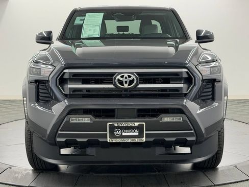 Used 2026 Toyota Tacoma SR5 AWD/4WD image 6
