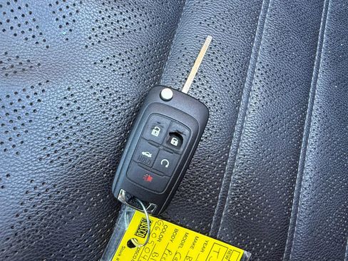 Used 2016 Buick Cascada Premium image 32