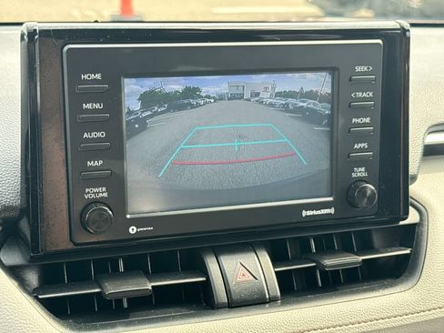 Used 2020 Toyota RAV4 XLE w/ Convenience Package AWD/4WD image 26