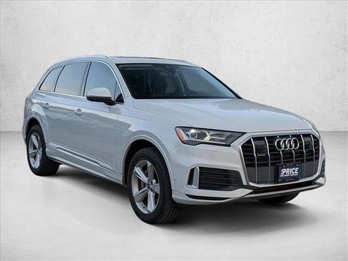 Certified 2023 Audi Q7 2.0T Premium w/ Convenience Package image 3