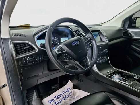 Used 2020 Ford Edge SEL w/ Convenience Package AWD/4WD image 9
