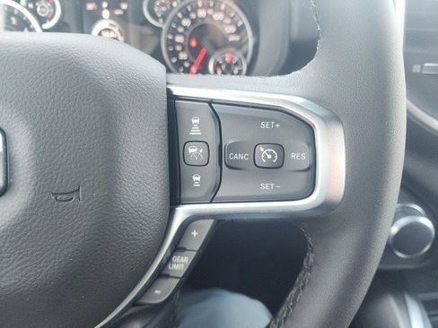 New 2026 RAM 1500 4x4 Crew Cab image 11