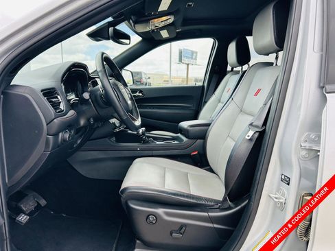 Used 2024 Dodge Durango GT image 3