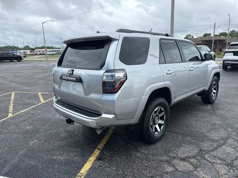 Used 2023 Toyota 4Runner TRD Off-Road Premium w/ Moonroof Package AWD/4WD image 7