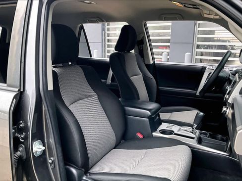 Used 2022 Toyota 4Runner SR5 image 8