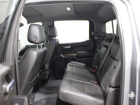 Used 2022 Chevrolet Silverado 1500 LT Trail Boss w/ LT Trail Boss Premium Package AWD/4WD image 19