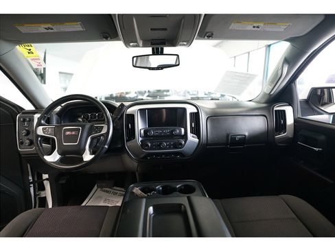 Used 2017 GMC Sierra 1500 SLE w/ SLE Value Package image 13