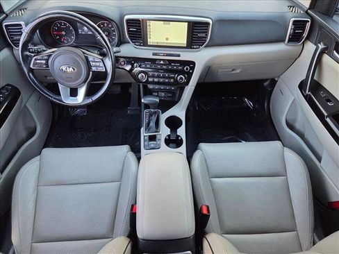 Used 2021 Kia Sportage EX w/ EX Technology Package image 17