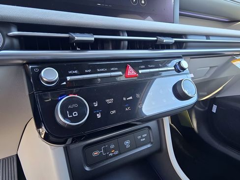 New 2026 Hyundai Tucson Limited image 23