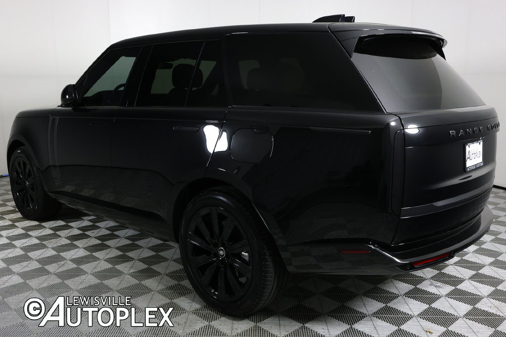 Used 2025 Land Rover Range Rover SE AWD/4WD image 7