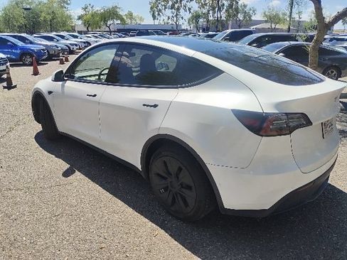 Used 2020 Tesla Model Y Long Range AWD/4WD image 18