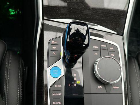 Used 2023 BMW i4 eDrive35 w/ Premium Package image 22