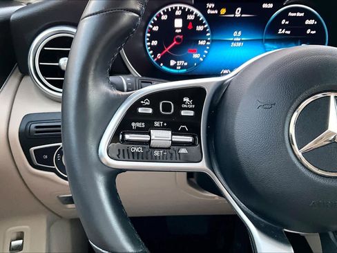 Used 2022 Mercedes-Benz GLC 300 GLC 300 image 22