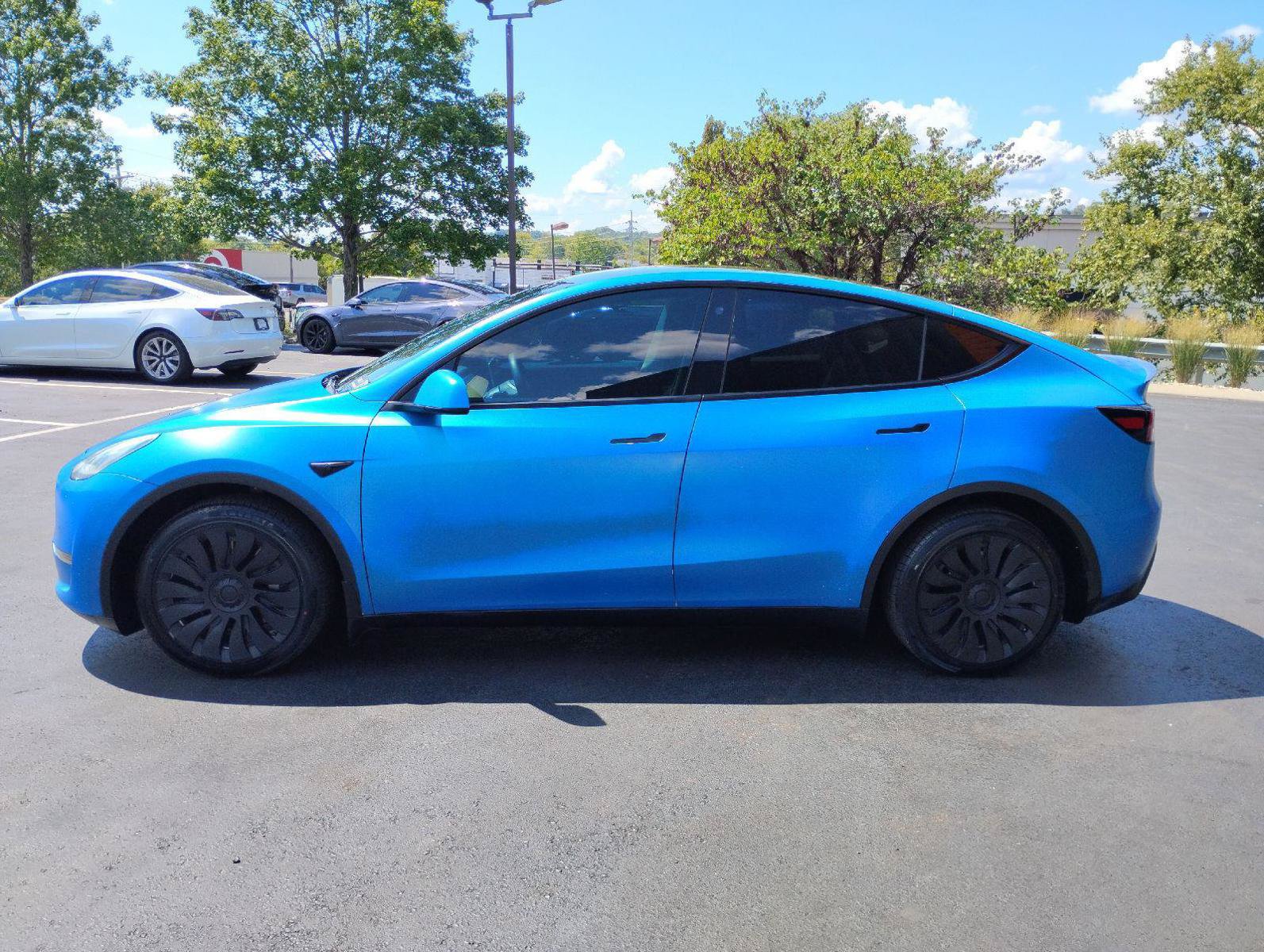 Used 2021 Tesla Model Y Long Range AWD/4WD image 4