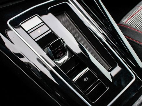 Used 2024 Volkswagen GTI S image 23