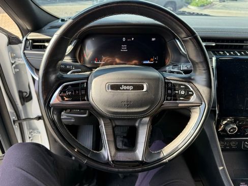 Used 2021 Jeep Grand Cherokee L Overland w/ Advanced Protech Group III image 6