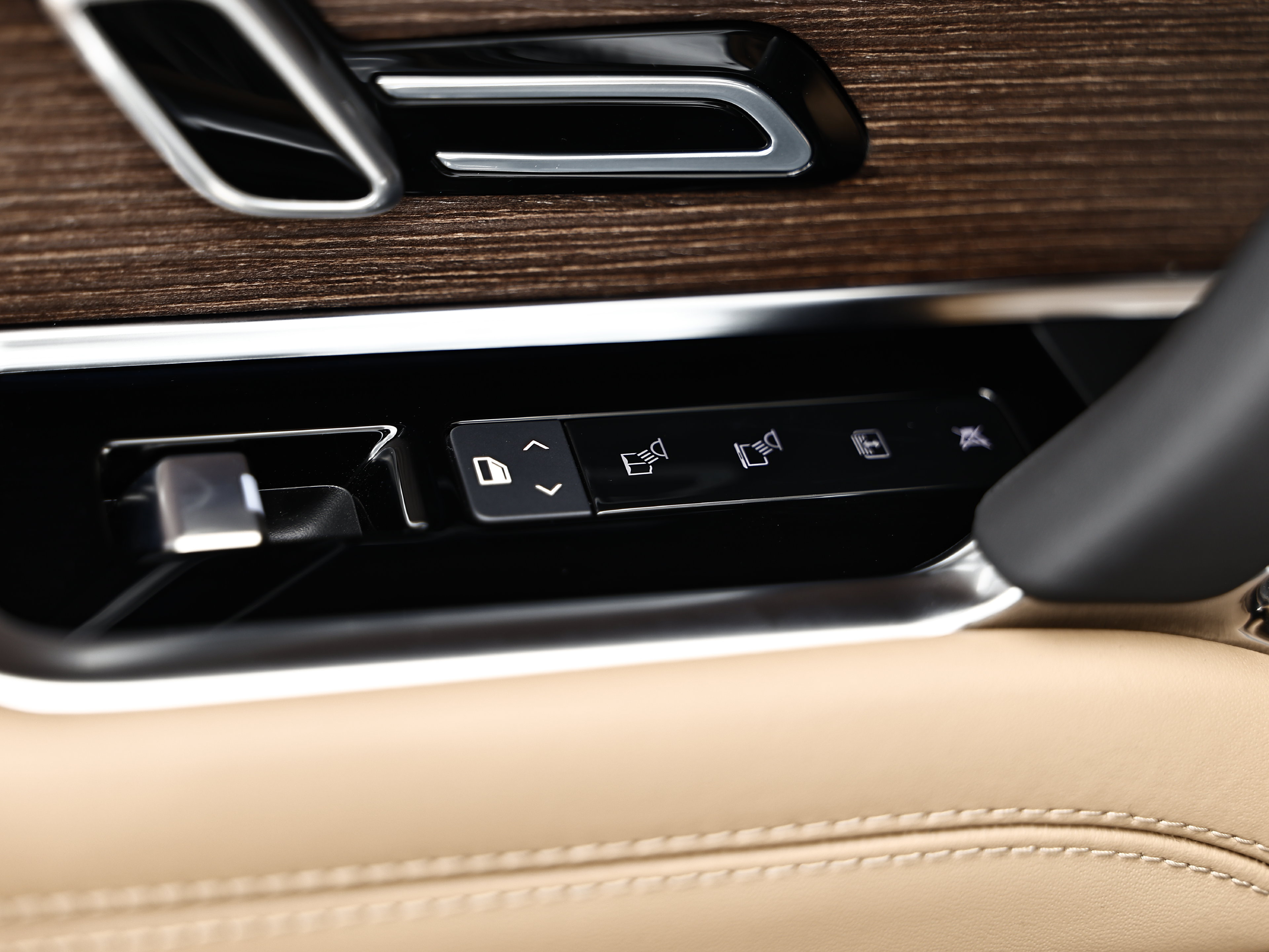 New 2026 Land Rover Range Rover SE AWD/4WD image 33