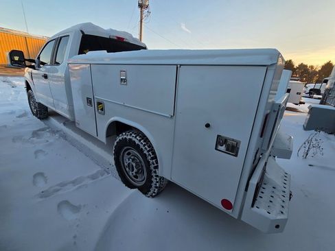 Used 2021 Ford F250 XL w/ Power Equipment Group image 2