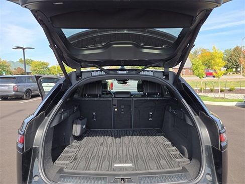 Used 2021 Land Rover Range Rover Velar S image 32