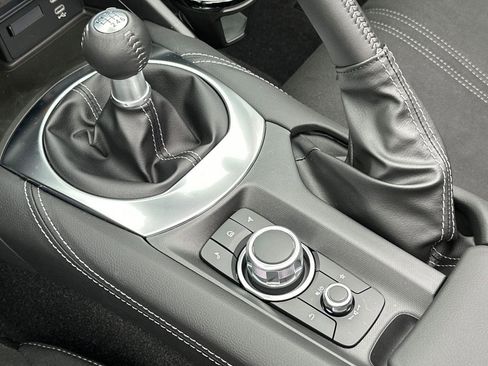 New 2025 MAZDA MX-5 Miata Club image 24