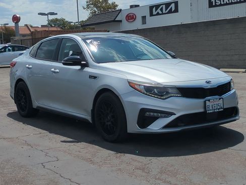 Used 2019 Kia Optima SX FWD image 3