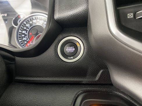 Used 2019 RAM 1500 Big Horn AWD/4WD image 25