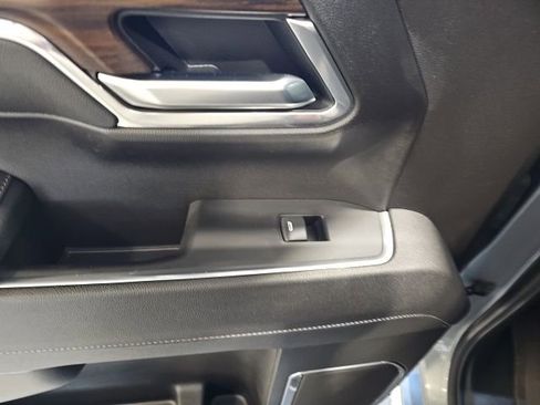 Used 2025 GMC Sierra 1500 SLT w/ SLT Premium Plus Package AWD/4WD image 20