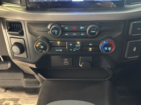 Used 2025 Ford F150 XL w/ Equipment Group 103A High RWD image 21