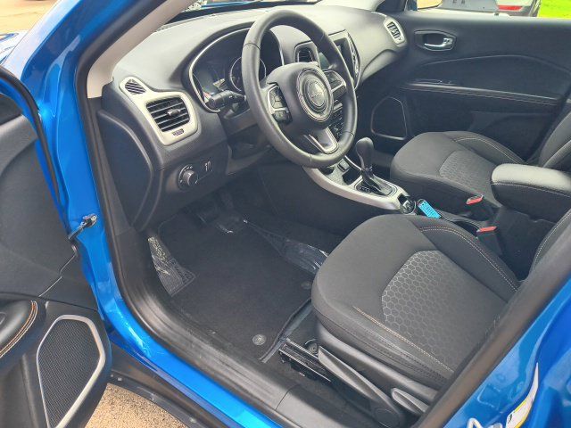 Used 2020 Jeep Compass Sport AWD/4WD image 16