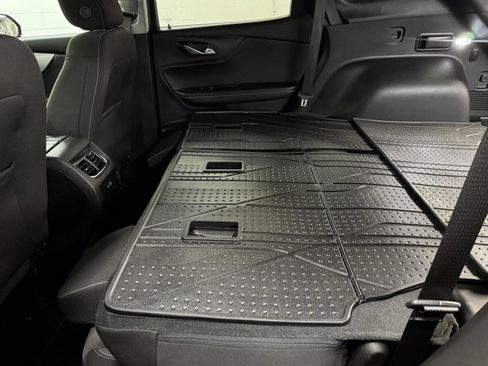 Used 2025 Chevrolet Blazer LT w/ Driver Confidence Package image 26