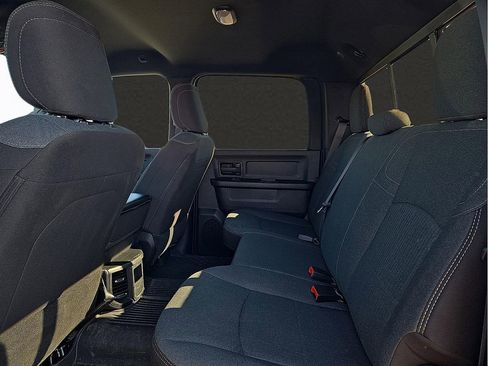 Used 2024 RAM 2500 Tradesman w/ Chrome Appearance Group image 9