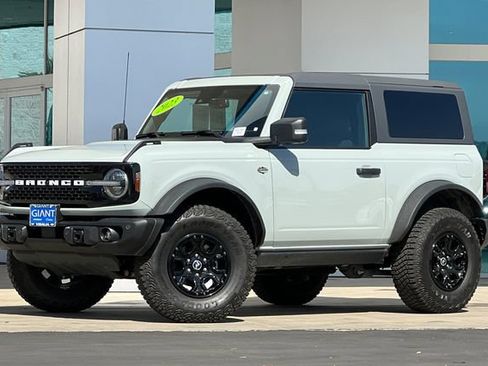 Used 2023 Ford Bronco Wildtrak AWD/4WD image 8