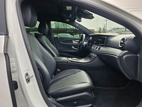 Used 2021 Mercedes-Benz E 350 4MATIC Sedan w/ Premium Package image 10