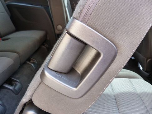Used 2023 Chevrolet Traverse LT FWD image 46