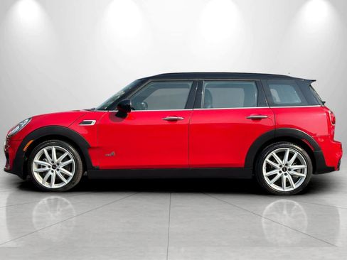 Used 2017 MINI Cooper Clubman ALL4 AWD/4WD image 5