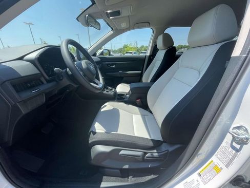 Used 2026 Honda CR-V LX image 17