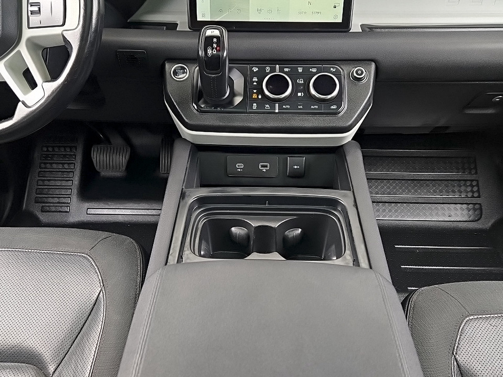 Used 2020 Land Rover Defender 110 S AWD/4WD image 20