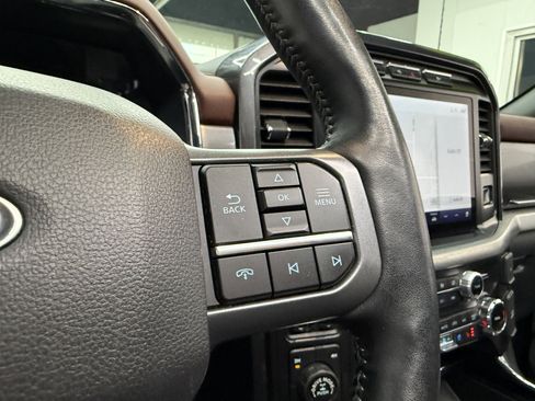 Used 2022 Ford F150 Lariat w/ Equipment Group 502A High image 19