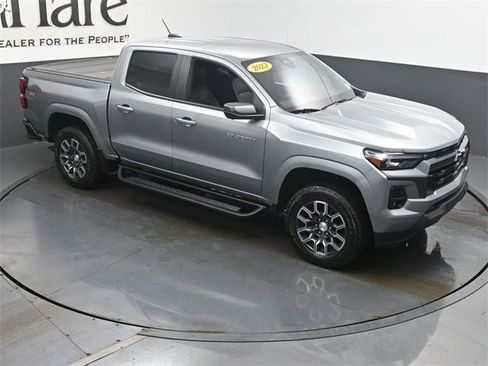 Used 2023 Chevrolet Colorado LT w/ LT Convenience Package III image 46