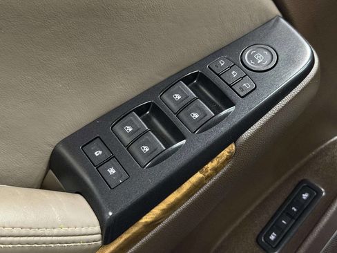 Used 2015 GMC Yukon XL Denali w/ Touring Package image 11