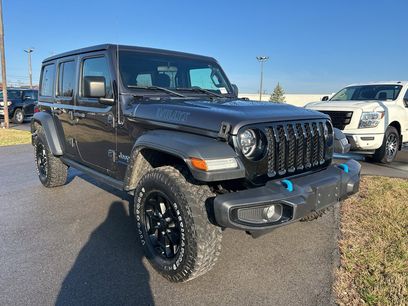 Used 2023 Jeep Wrangler Unlimited w/ Cold Weather Group