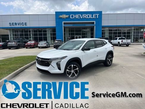 New 2026 Chevrolet Trax RS FWD image 1