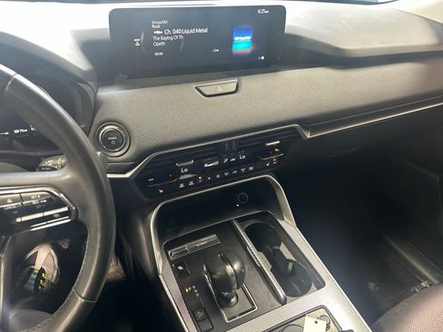Used 2024 MAZDA CX-90 Plug-In Hybrid w/ Premium Pkg AWD/4WD image 4