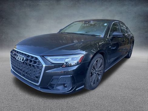 Used 2022 Audi A8 L 3.0T image 2
