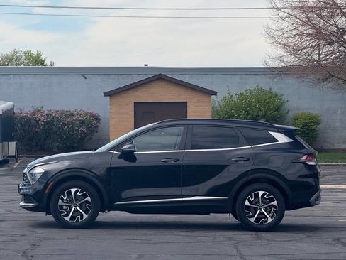 Used 2023 Kia Sportage EX w/ EX Premium Package image 8